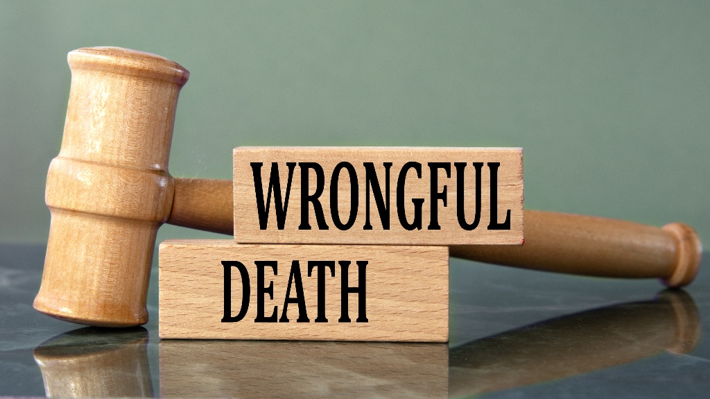 Wrongful death and judge's gavel